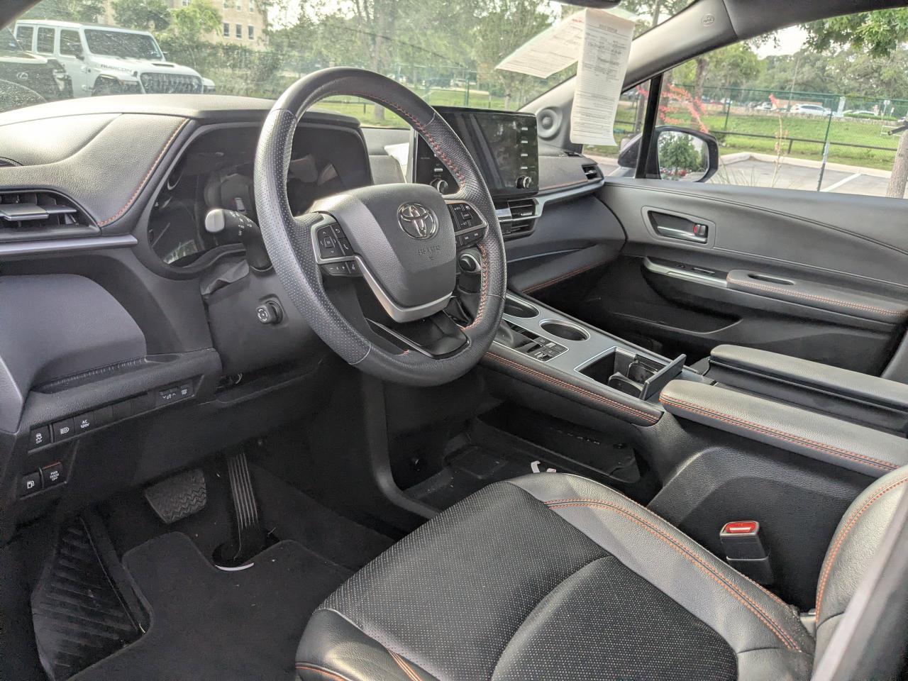 2024 Toyota Sienna XSE San Antonio TX
