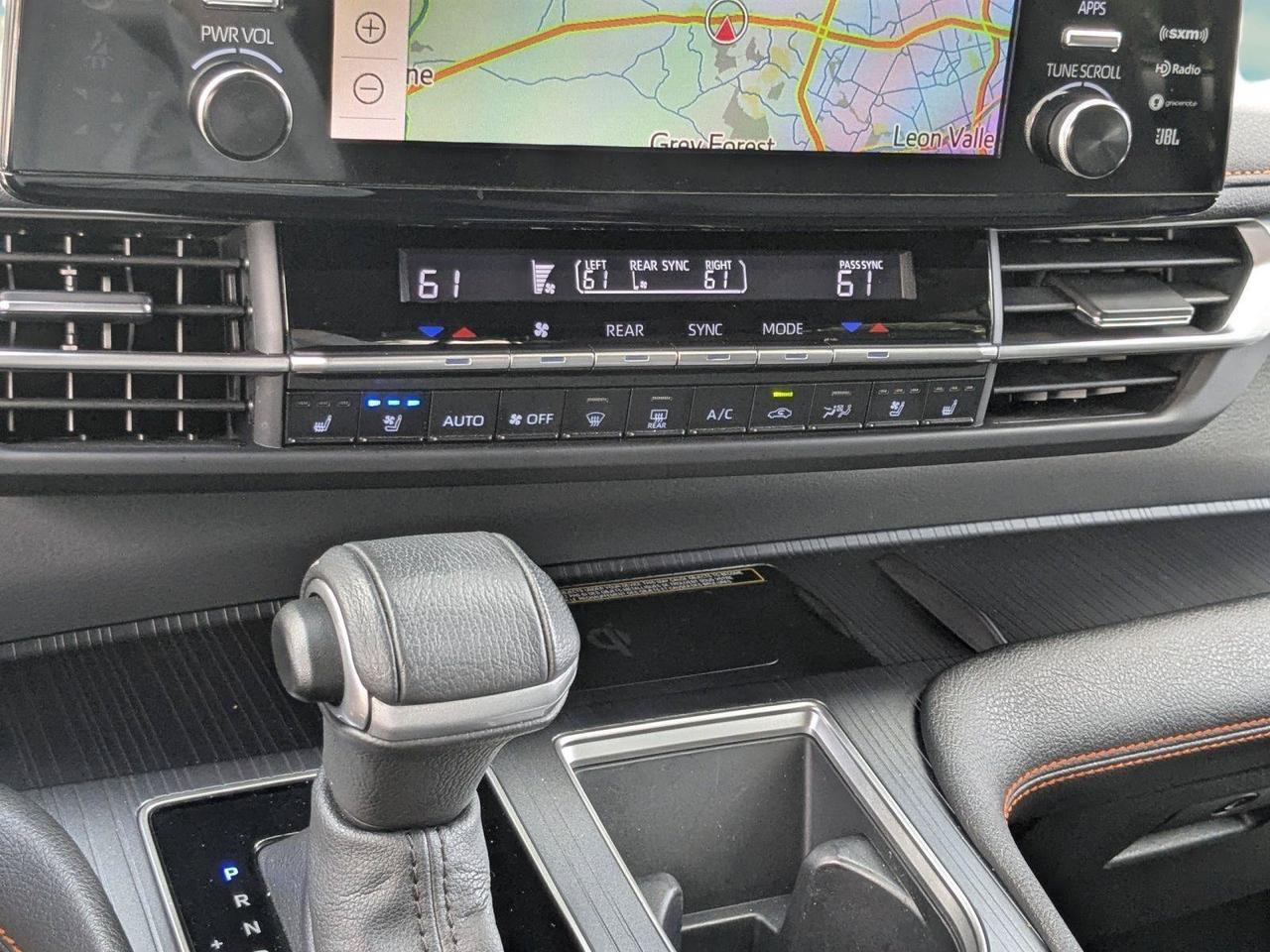 2024 Toyota Sienna XSE San Antonio TX