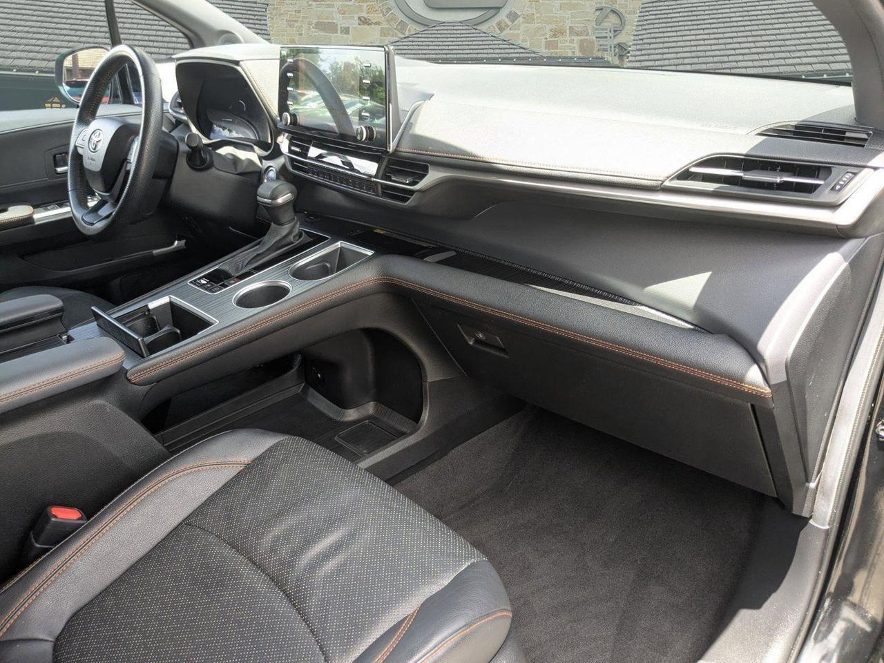 2024 Toyota Sienna XSE San Antonio TX
