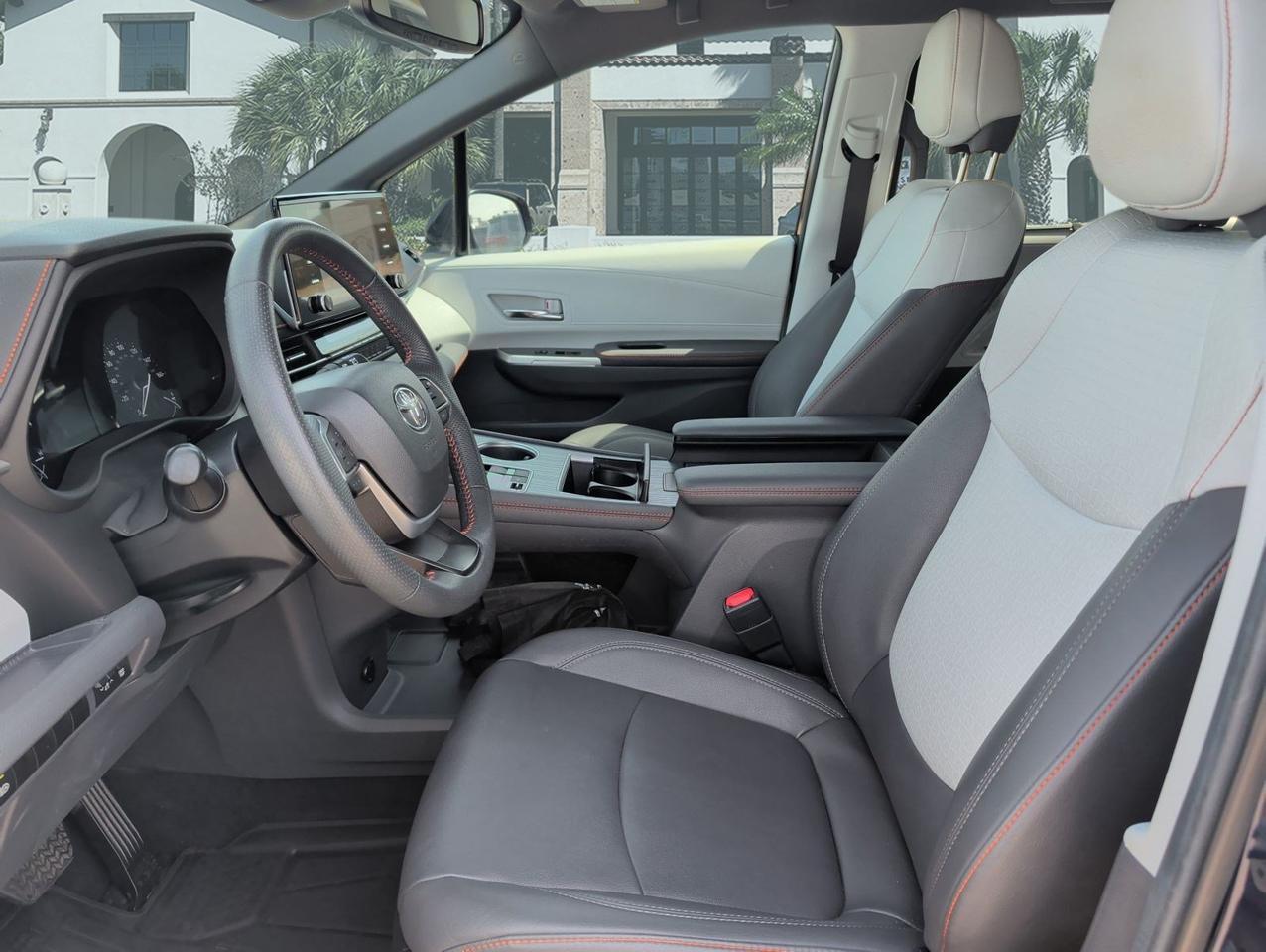 2024 Toyota Sienna XSE San Juan TX