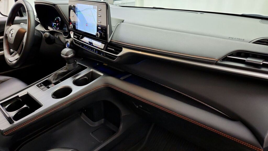 2024 Toyota Sienna XSE Laurel MD
