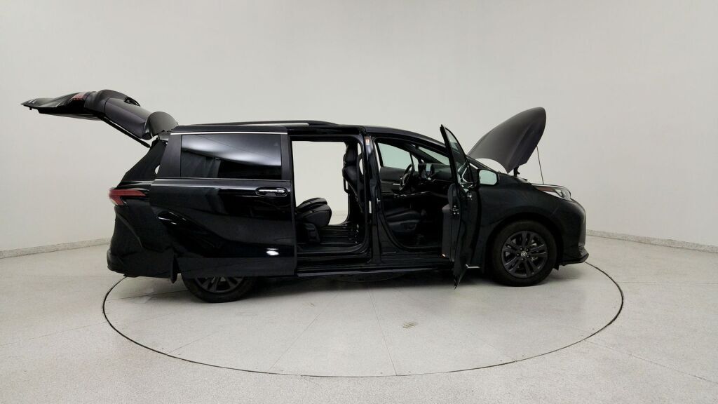 2024 Toyota Sienna XSE Laurel MD