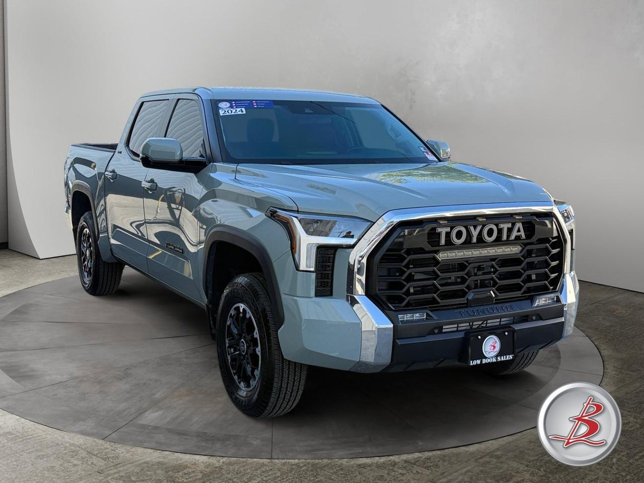 2024 Toyota TUNDRA 4WD SR5