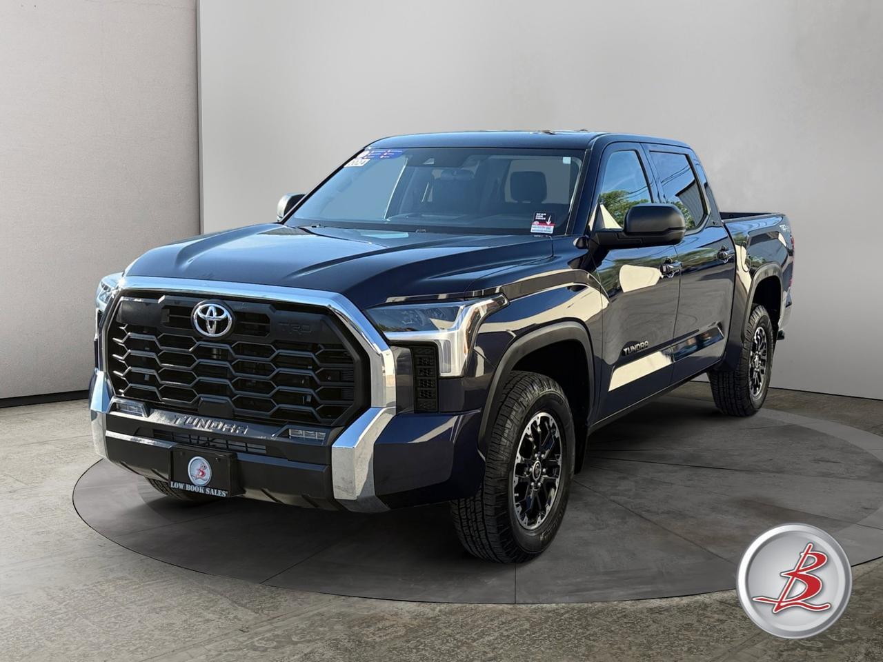 2024 Toyota TUNDRA Crew Cab 4x4 SR5 TRD Off- Road