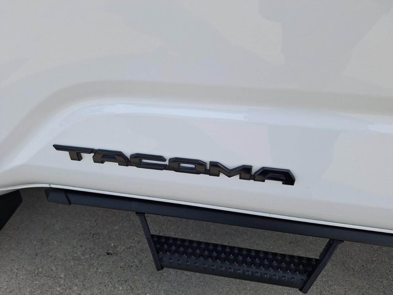 2024 Toyota Tacoma 4WD TRD Off-Road Hurst TX