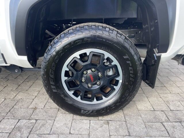 2024 Toyota Tacoma 4WD TRD Off Road Premium Marshfield MA