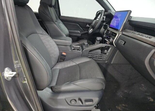2024 Toyota Tacoma 4WD TRD Off Road Premium Marshfield MA