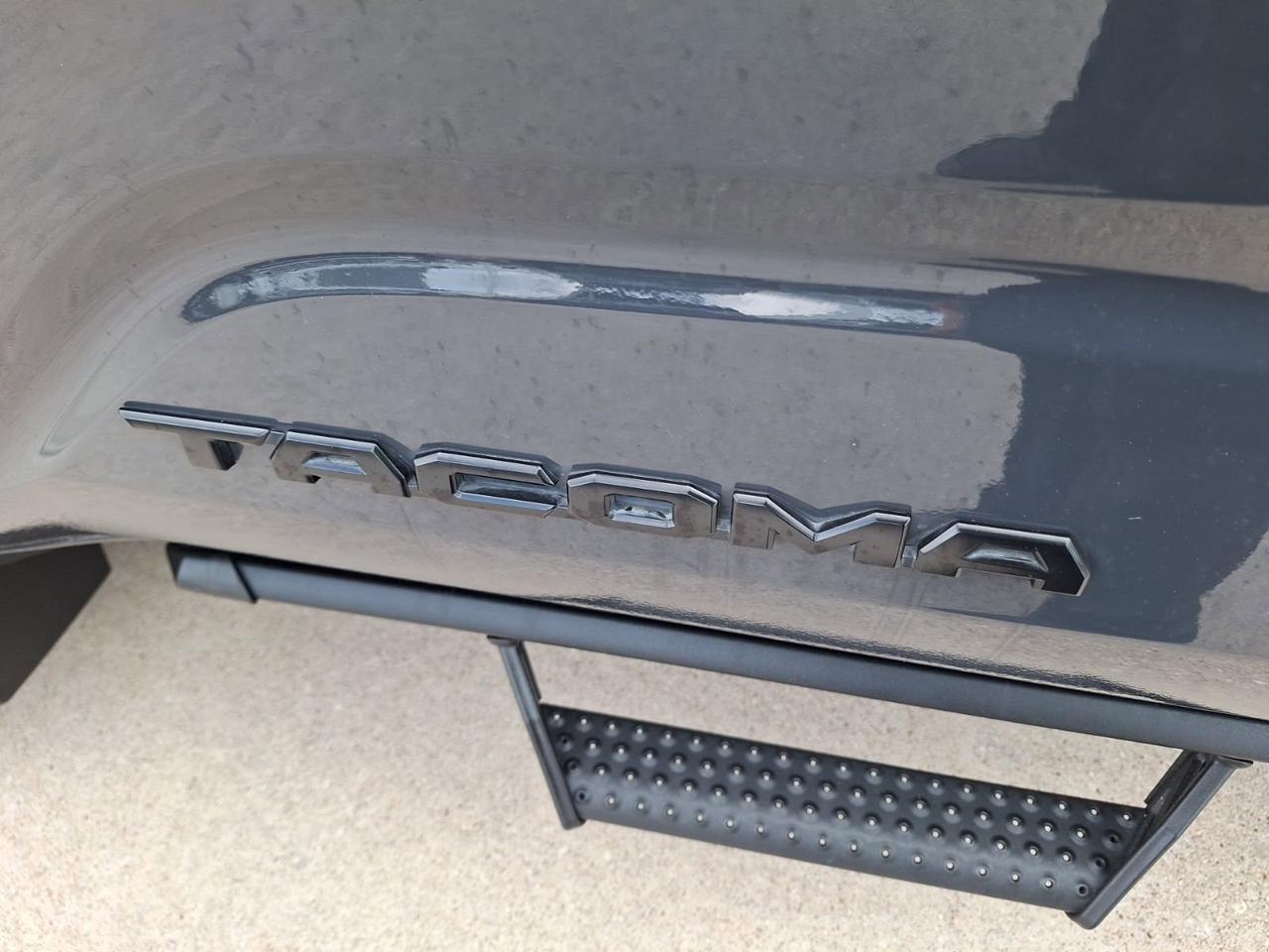 2024 Toyota Tacoma 4WD TRD Sport Hurst TX