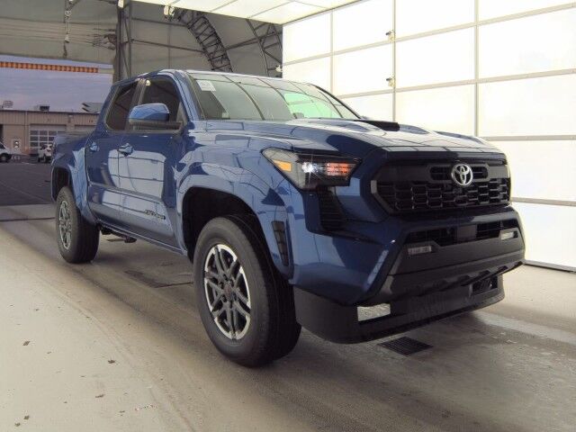 2024 Toyota Tacoma 4WD TRD Sport