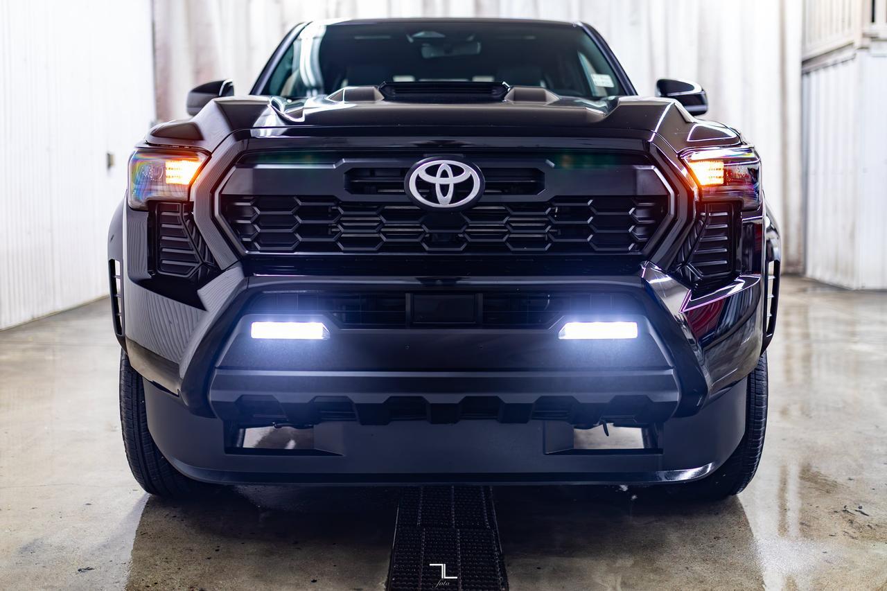 2024 Toyota Tacoma 4x4 Double Cab TRD Sport BCam Red Deer AB
