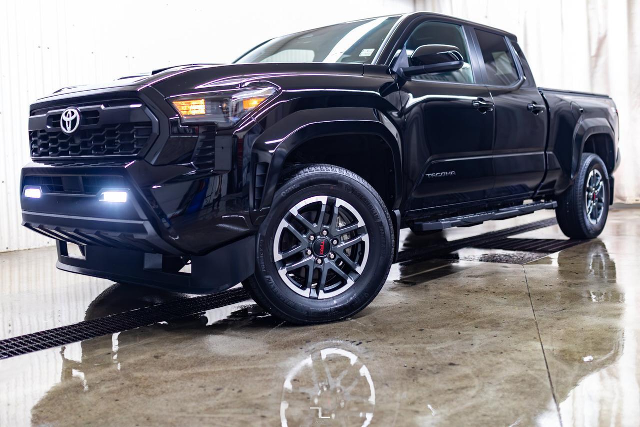 2024 Toyota Tacoma 4x4 Double Cab TRD Sport BCam Red Deer AB