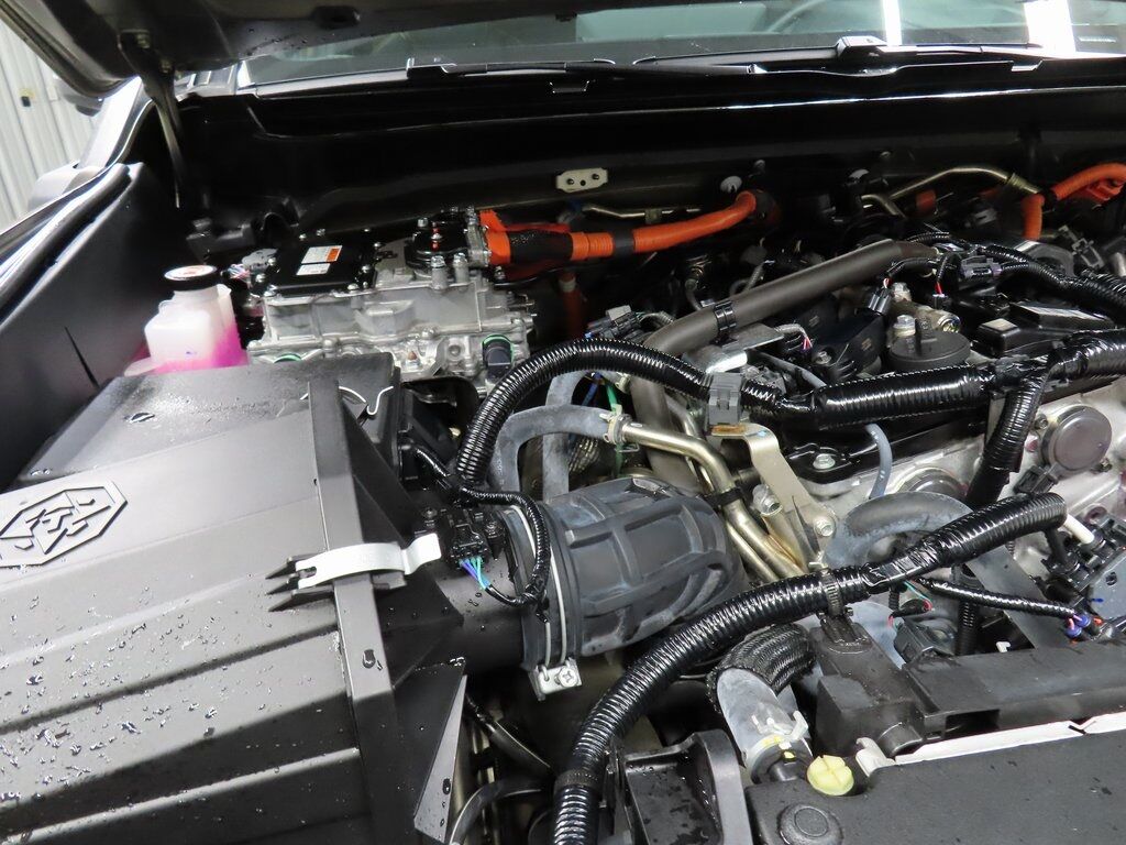 2024 Toyota Tacoma Hybrid 4x4 Crew Cab Trailhunter Fond du Lac WI