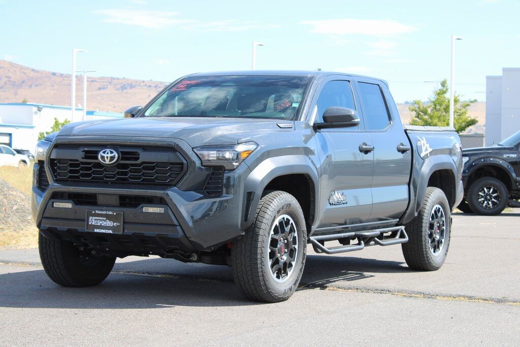 2024 Toyota Tacoma Hybrid TRD Off Road Klamath Falls OR