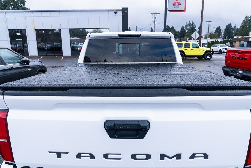 2024 Toyota Tacoma Hybrid TRD Off Road Milwaukie OR