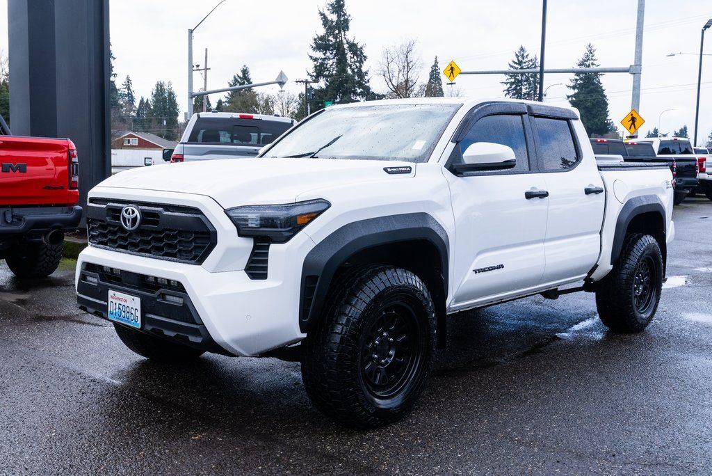 2024 Toyota Tacoma Hybrid TRD Off Road Milwaukie OR