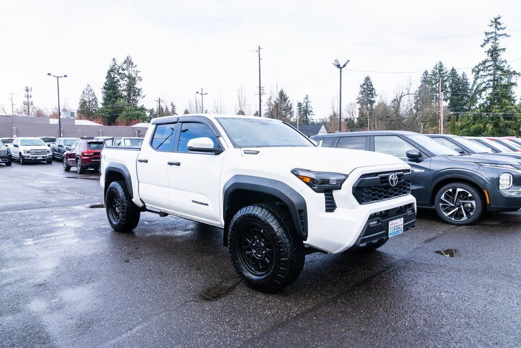 2024 Toyota Tacoma Hybrid TRD Off Road Milwaukie OR