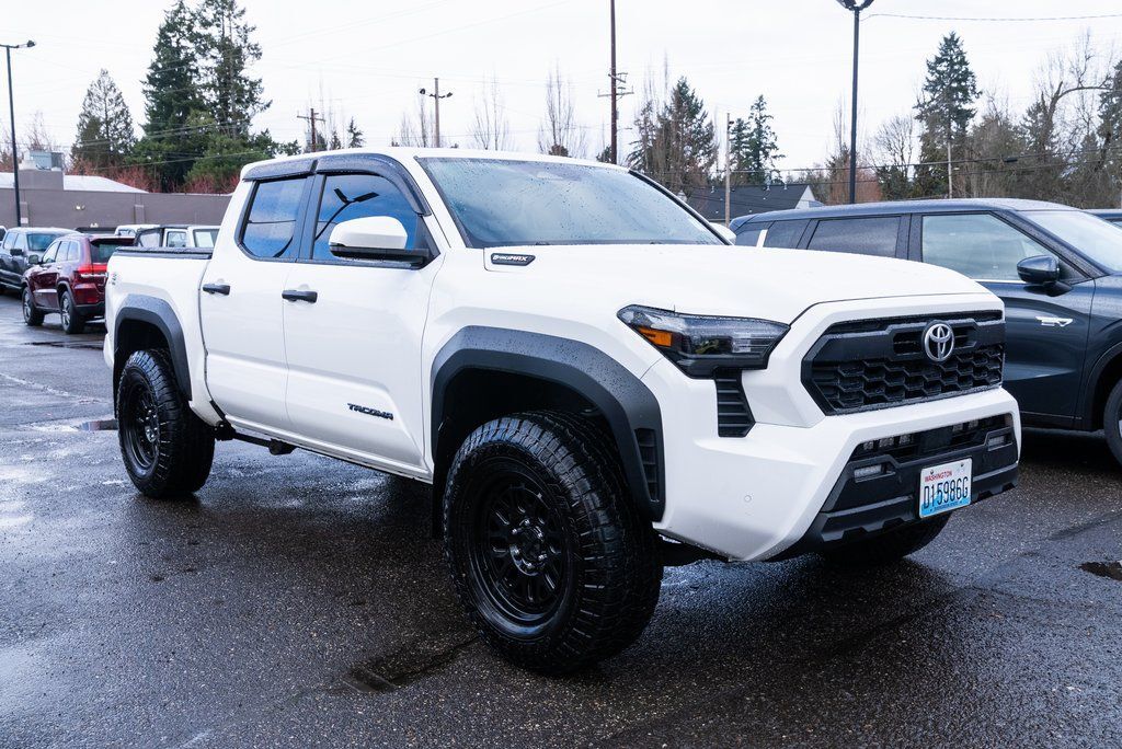 2024 Toyota Tacoma Hybrid TRD Off Road