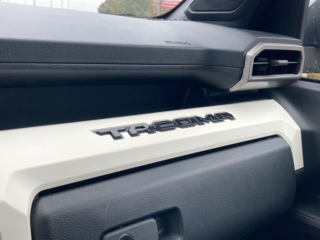 2024 Toyota Tacoma Hybrid TRD Sport San Antonio TX