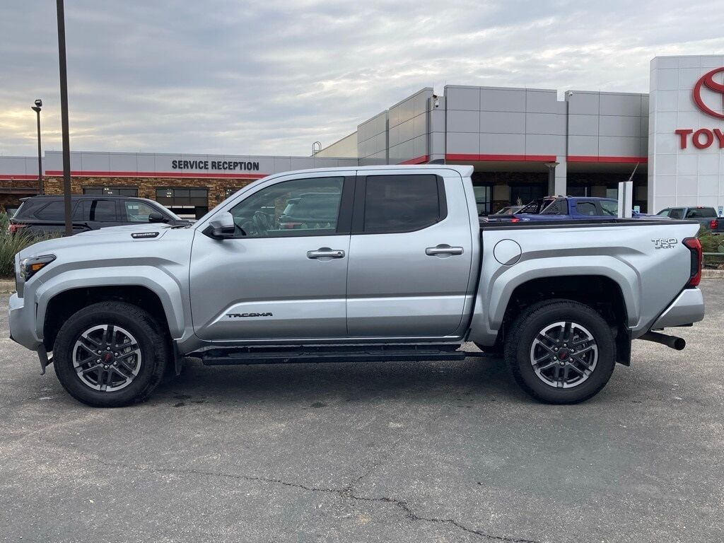 2024 Toyota Tacoma Hybrid TRD Sport San Antonio TX