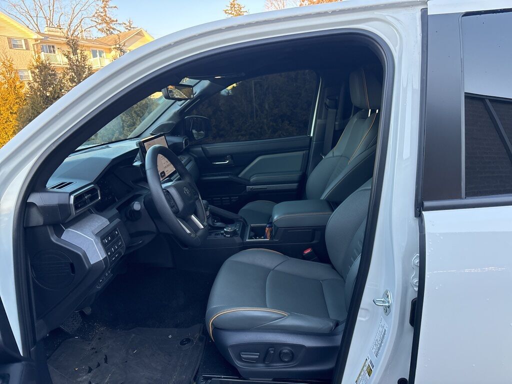 2024 Toyota Tacoma Hybrid Trailhunter Cockeysville MD