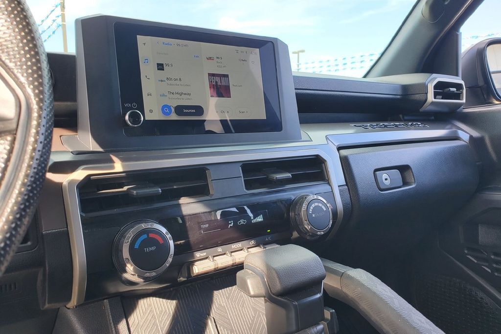 2024 Toyota Tacoma SR5 Hondo TX