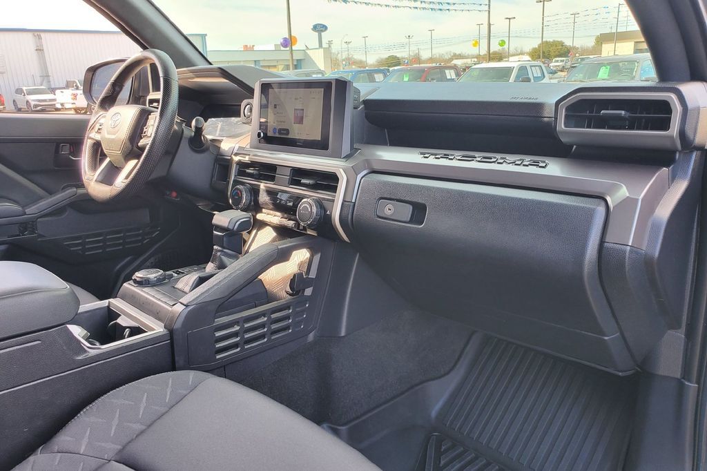 2024 Toyota Tacoma SR5 Hondo TX