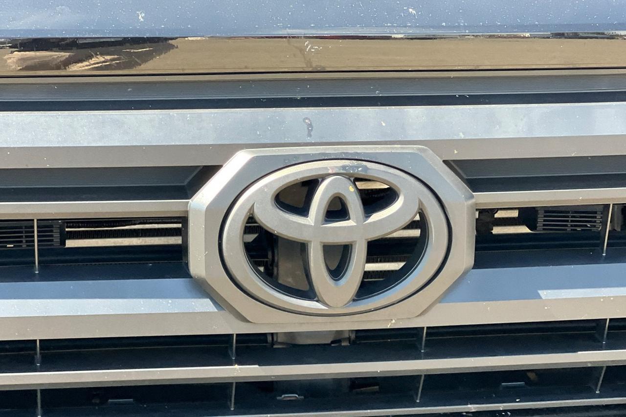 2024 Toyota Tacoma SR5 Roseville CA