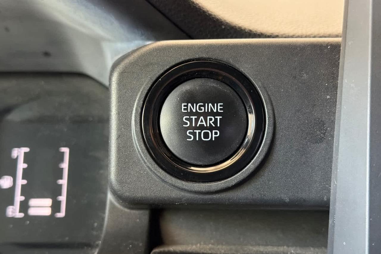 2024 Toyota Tacoma SR5 Roseville CA