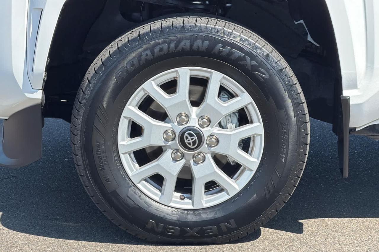 2024 Toyota Tacoma SR5 Roseville CA