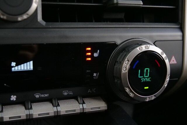 2024 Toyota Tacoma TRD Off Road 4X4 / Premium Package / Leather Seats! High Point NC