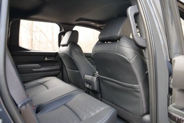 2024 Toyota Tacoma TRD Off Road 4X4 / Premium Package / Leather Seats! High Point NC