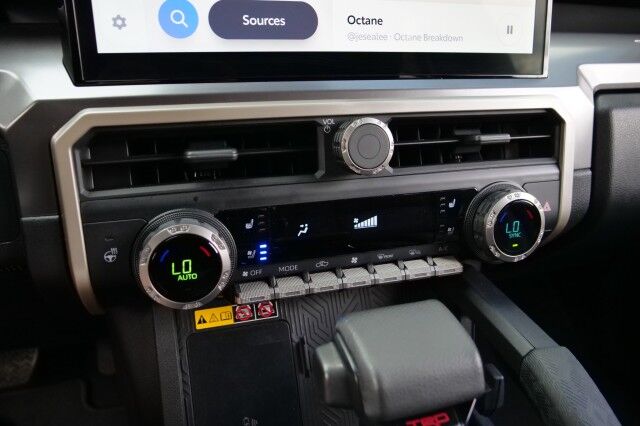 2024 Toyota Tacoma TRD Off Road 4X4 / Premium Package / Leather Seats! High Point NC