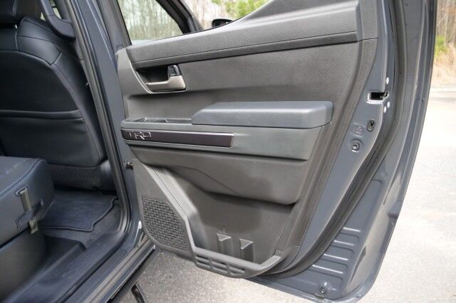 2024 Toyota Tacoma TRD Off Road 4X4 / Premium Package / Leather Seats! High Point NC