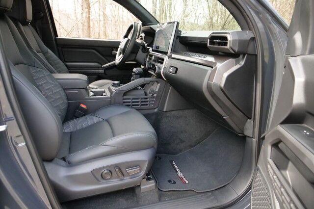 2024 Toyota Tacoma TRD Off Road 4X4 / Premium Package / Leather Seats! High Point NC