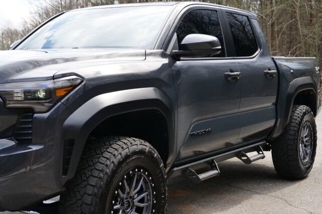 2024 Toyota Tacoma TRD Off Road 4X4 / Premium Package / Leather Seats! High Point NC