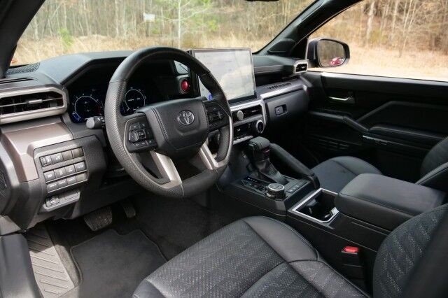 2024 Toyota Tacoma TRD Off Road 4X4 / Premium Package / Leather Seats! High Point NC