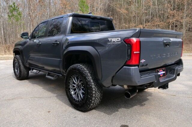 2024 Toyota Tacoma TRD Off Road 4X4 / Premium Package / Leather Seats! High Point NC