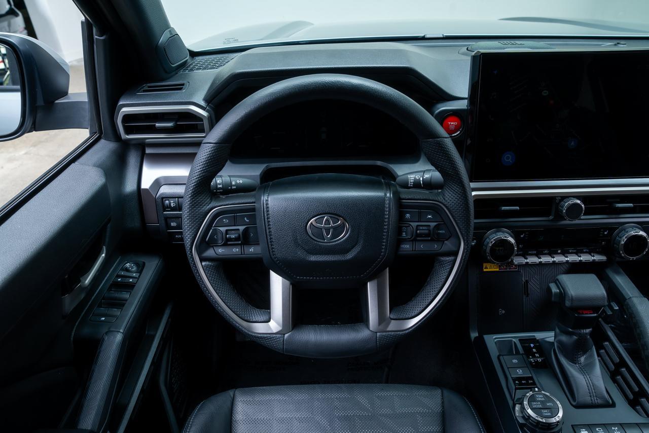 2024 Toyota Tacoma TRD Off-Road Premium Package / 1 Owner Portland OR