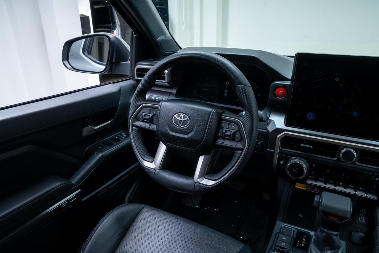 2024 Toyota Tacoma TRD Off-Road Premium Package / 1 Owner Portland OR