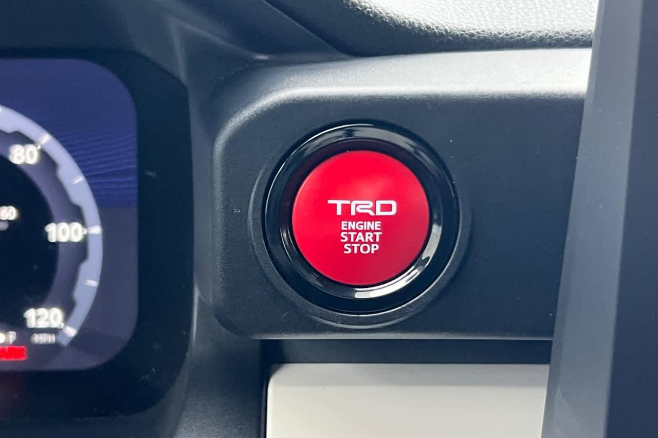 2024 Toyota Tacoma TRD Sport Roseville CA