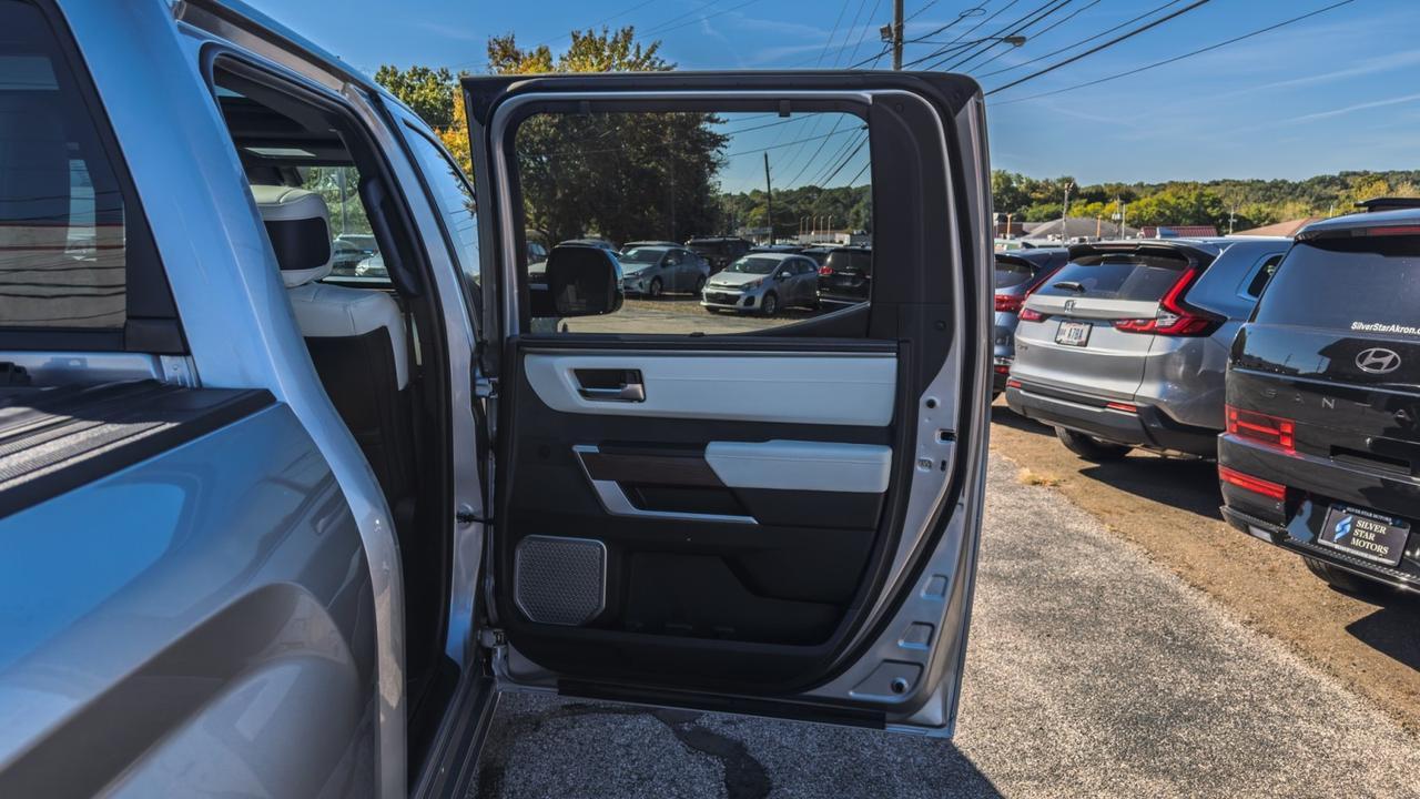 2024 Toyota Tundra 4WD Capstone Hybrid Tallmadge OH