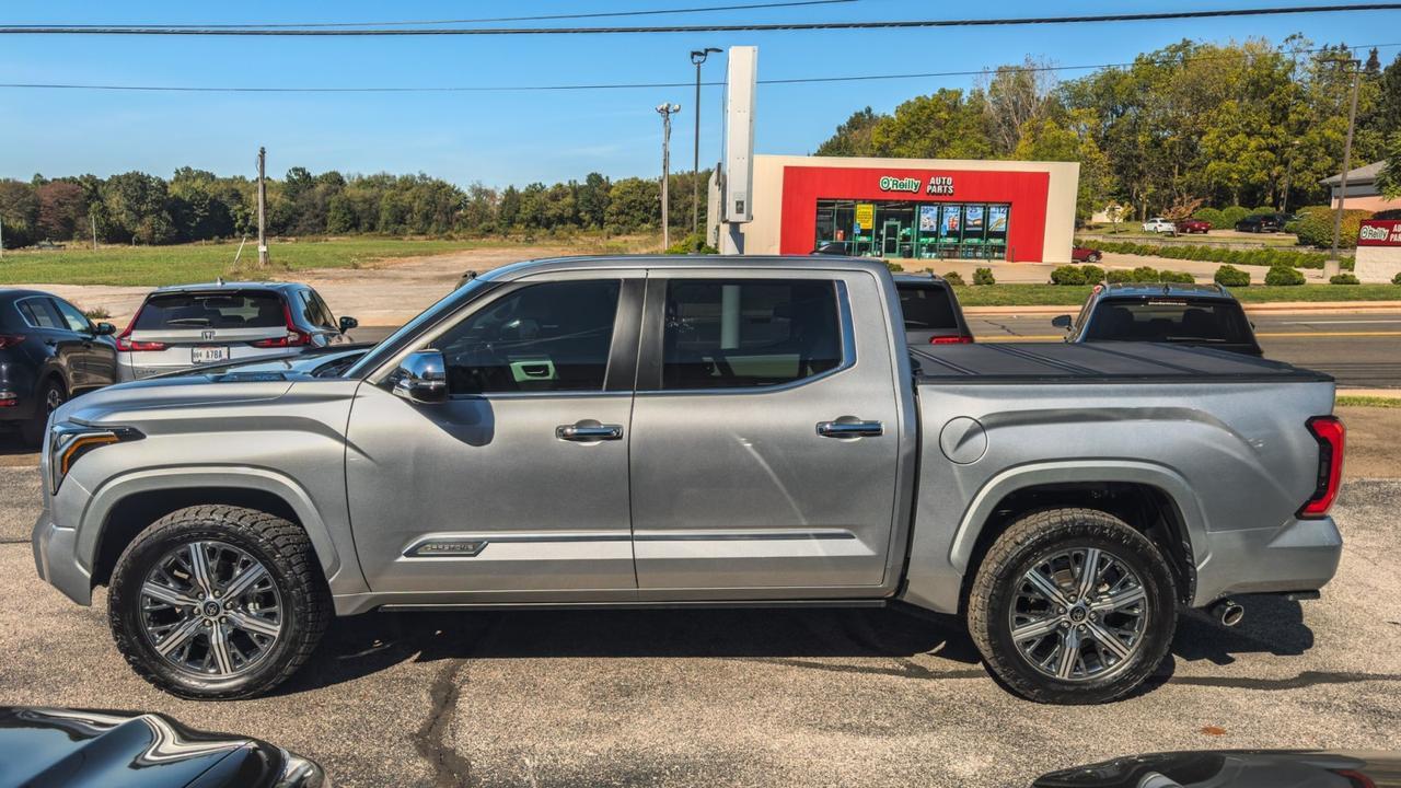 2024 Toyota Tundra 4WD Capstone Hybrid Tallmadge OH