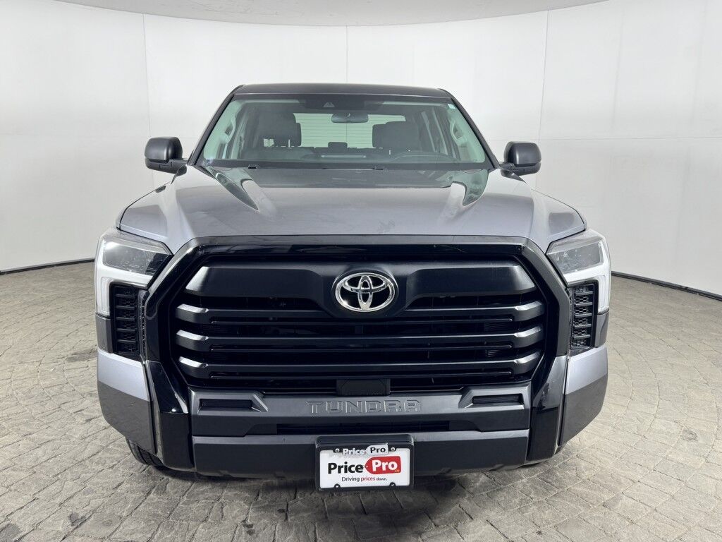 2024 Toyota Tundra 4WD CrewMax V6 5.5&apos; Bed Maumee OH