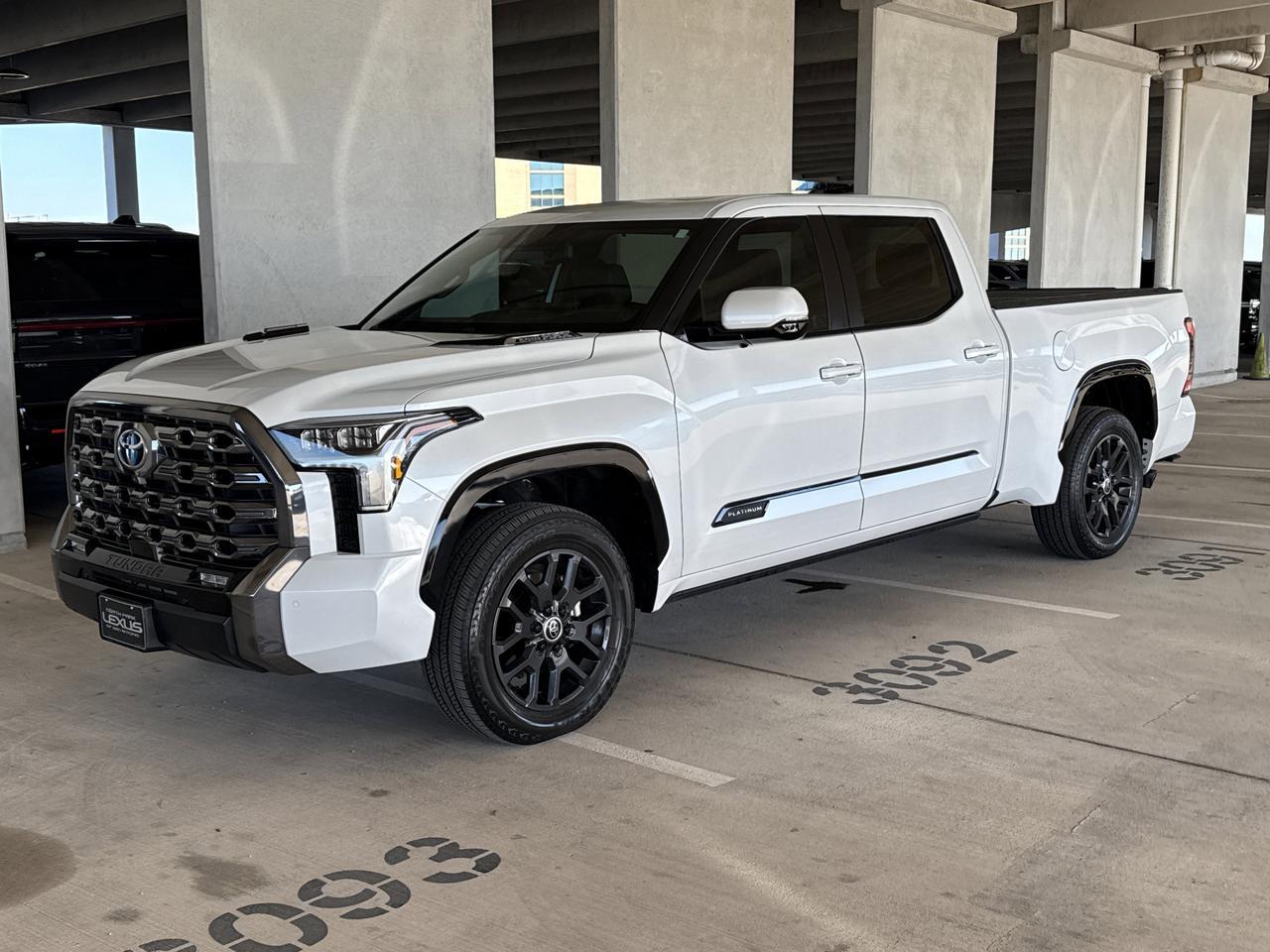 2024 Toyota Tundra 4WD Platinum Hybrid San Antonio TX