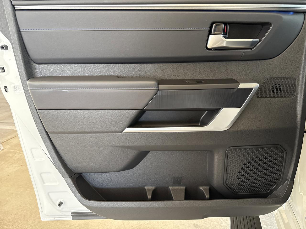 2024 Toyota Tundra 4WD Platinum Hybrid San Antonio TX