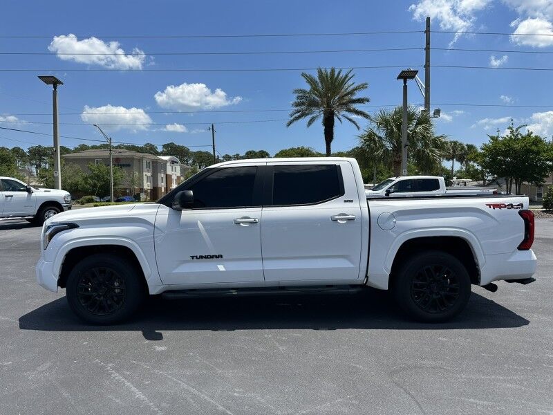2024 Toyota Tundra 4WD SR5
