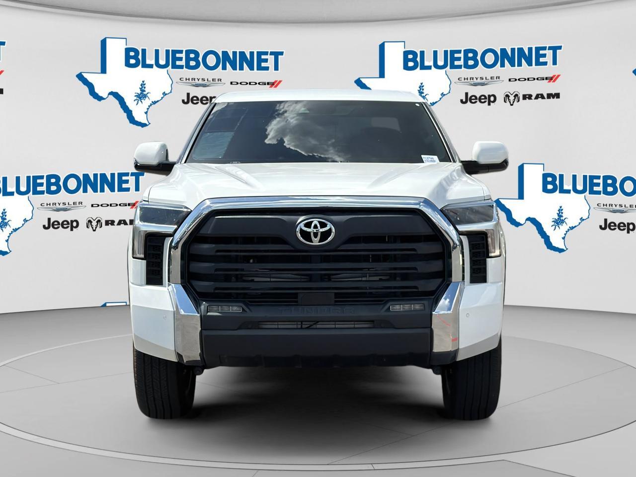 2024 Toyota Tundra 4WD SR5