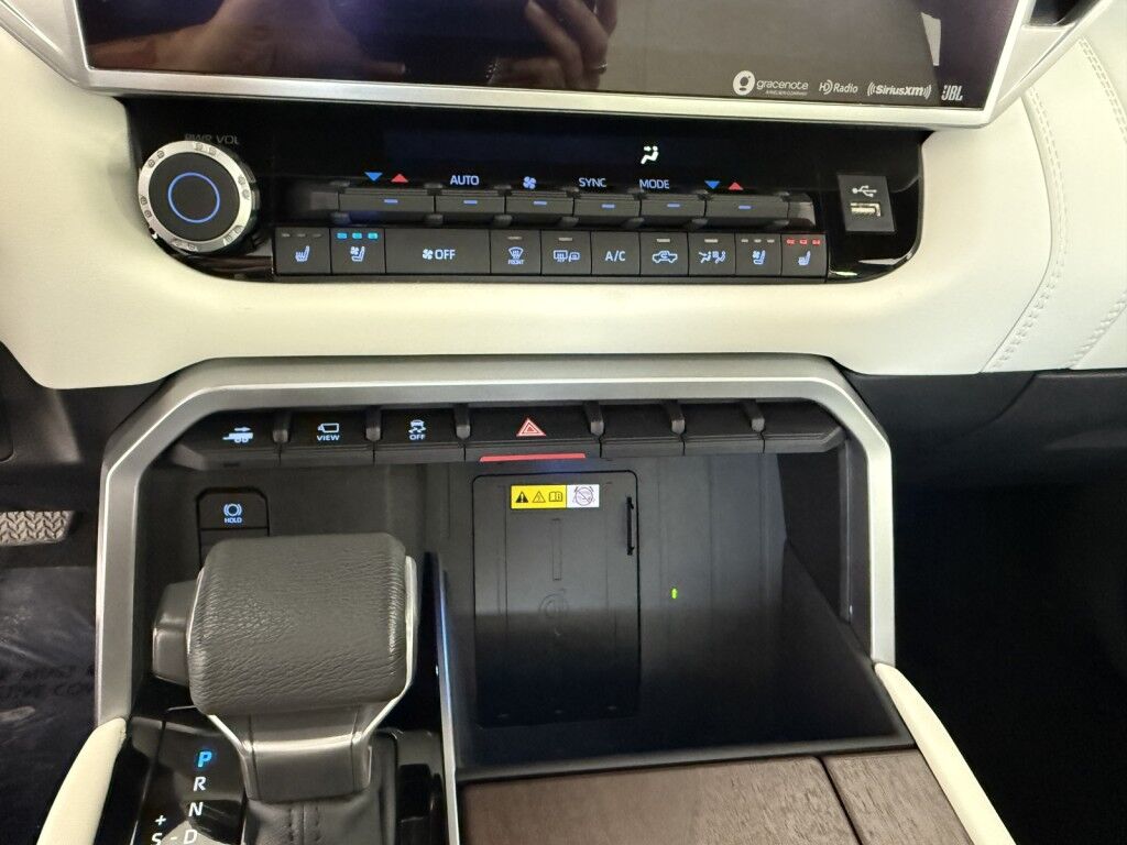 2024 Toyota Tundra Capstone Hybrid CrewMax 4x4 Maumee OH