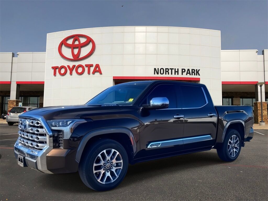 2024 Toyota Tundra Hybrid 1794 Edition