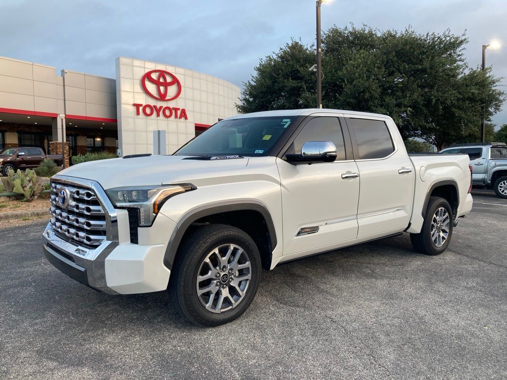 2024 Toyota Tundra Hybrid 1794 Edition